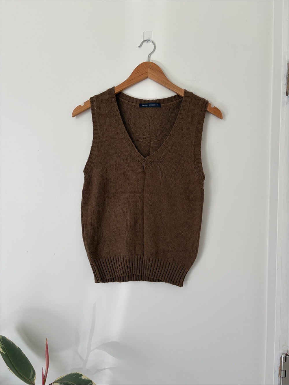 Brandy Melville Brown V-Neck Sweater Vest